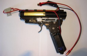 ak74 nad mech a na pazbu.JPG